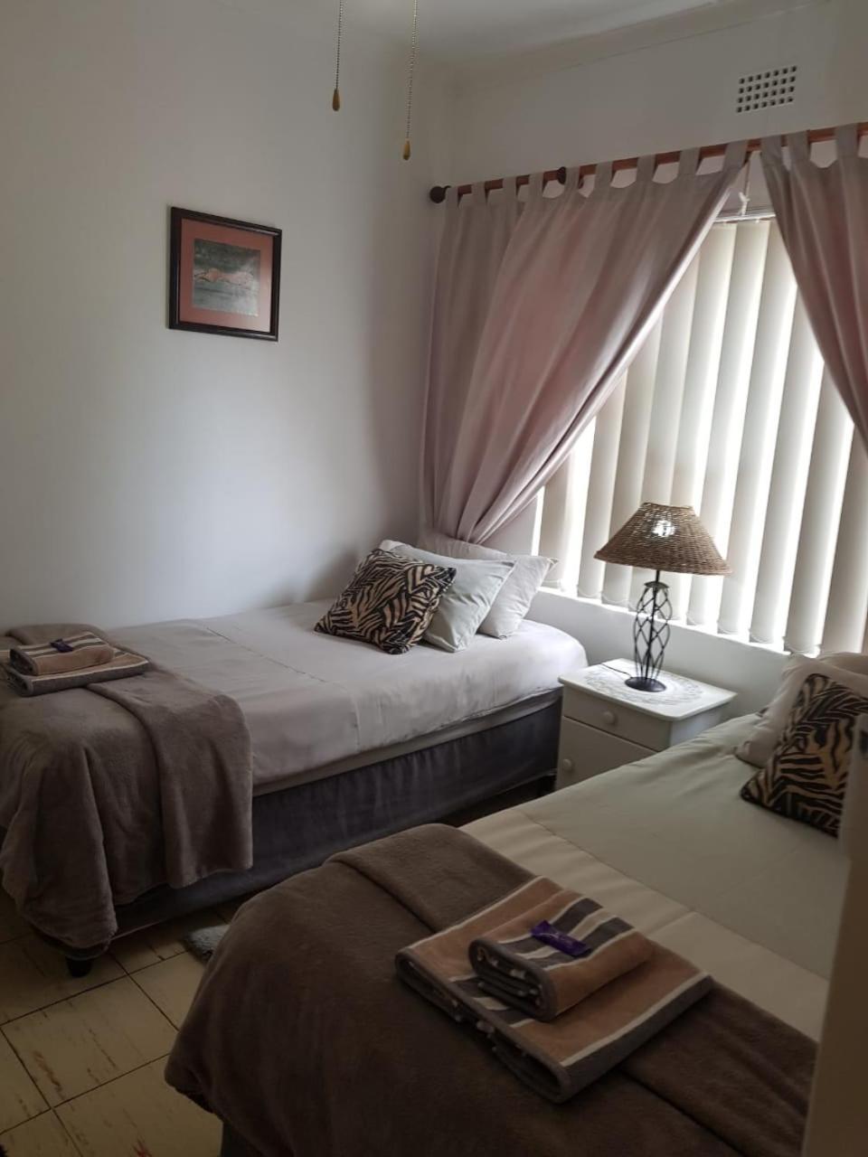 After8 B&B Kleinbaai Екстериор снимка