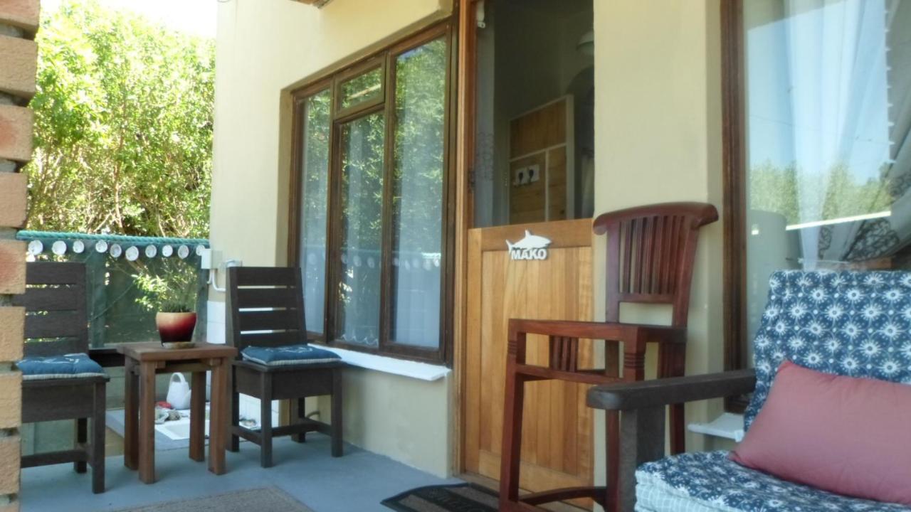 After8 B&B Kleinbaai Екстериор снимка