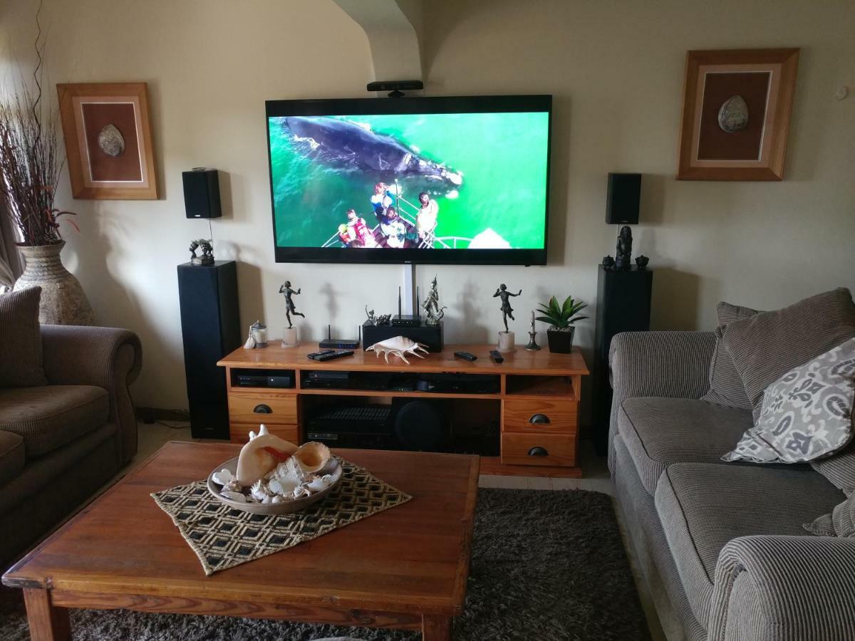 After8 B&B Kleinbaai Екстериор снимка